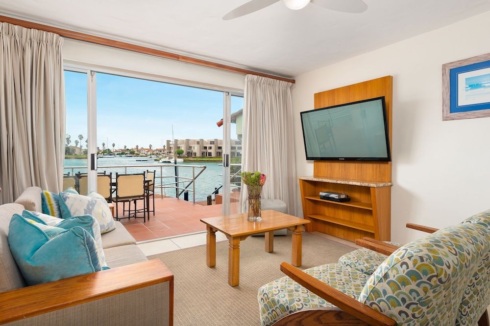 First Group Port Owen Marina Superior Chalet, 2 Bedrooms, Non Smoking 5