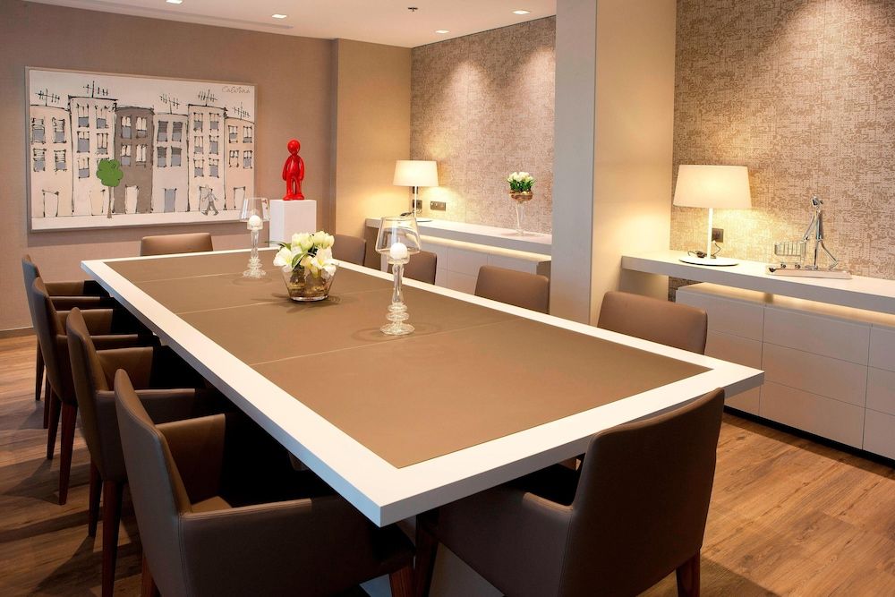 undefined AC Hotel Colón Valencia by Marriott 6