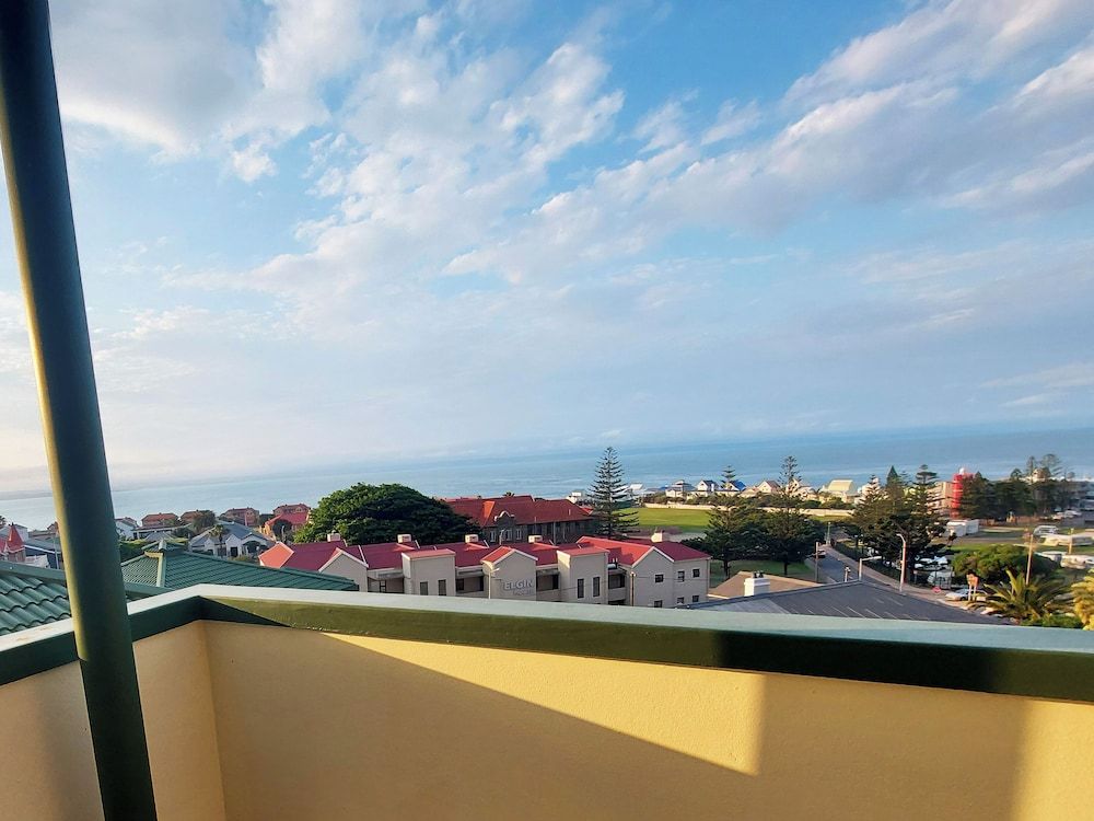 First Group Perna Perna Mossel Bay Apartment, 3 Bedrooms, Non Smoking 11