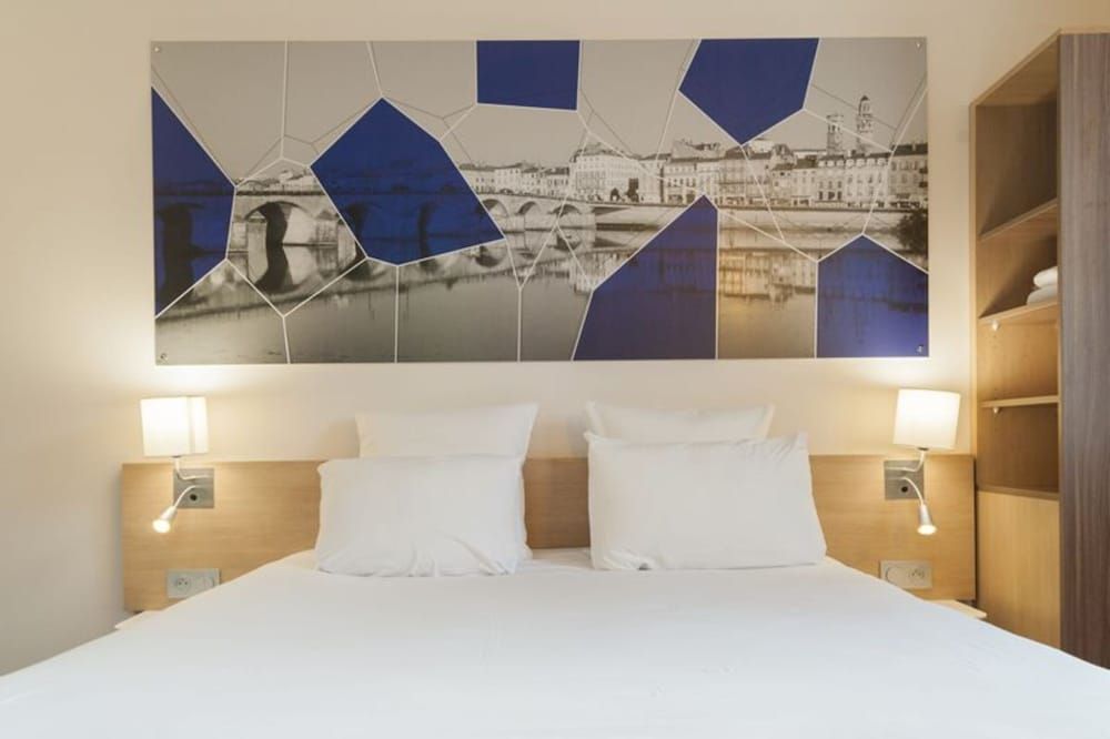 Standard Room Large Bed