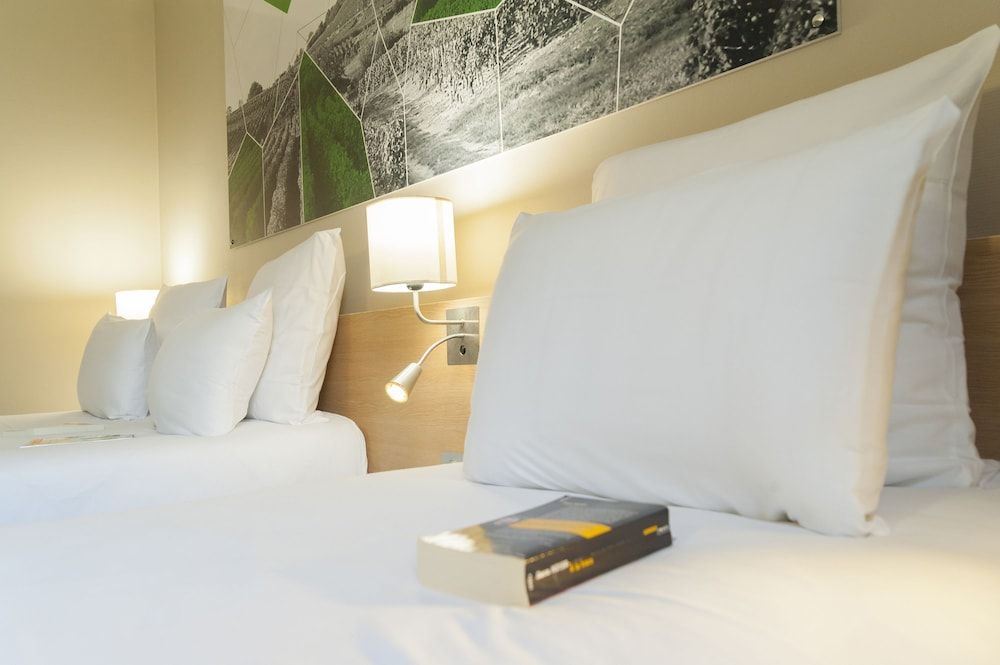 Brit Hotel Mâcon Centre Gare Standard Triple Room