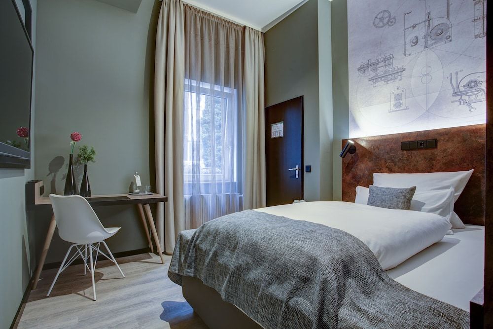 Comfort Single Room