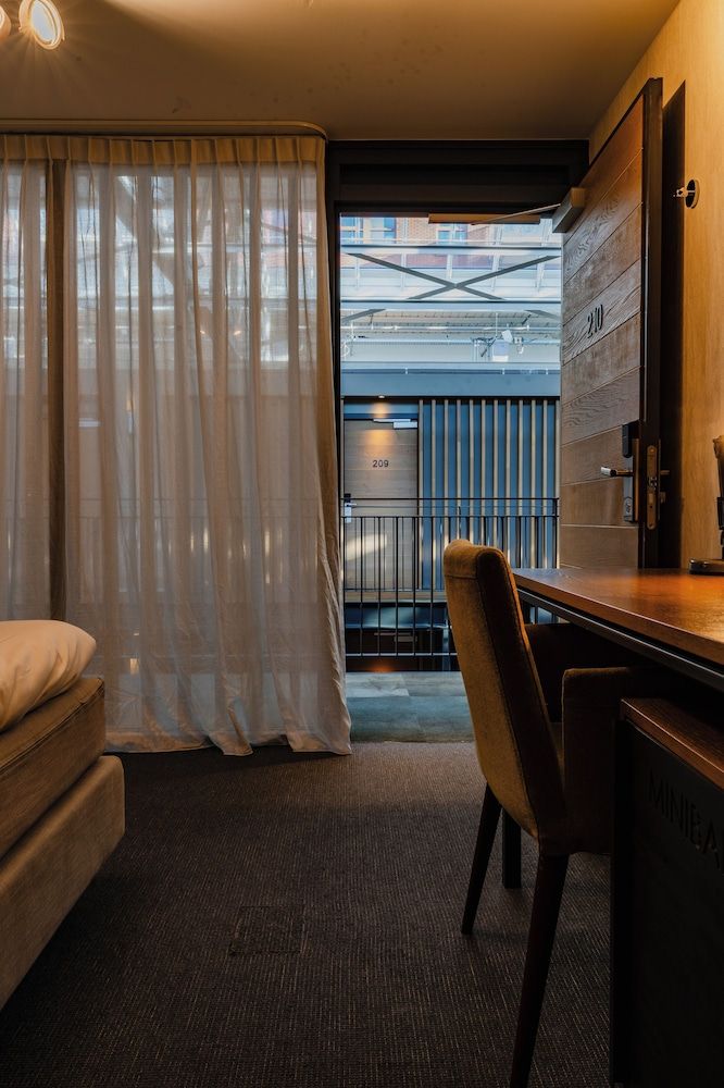 Hotel De Hallen Deluxe Double or Twin Room 19