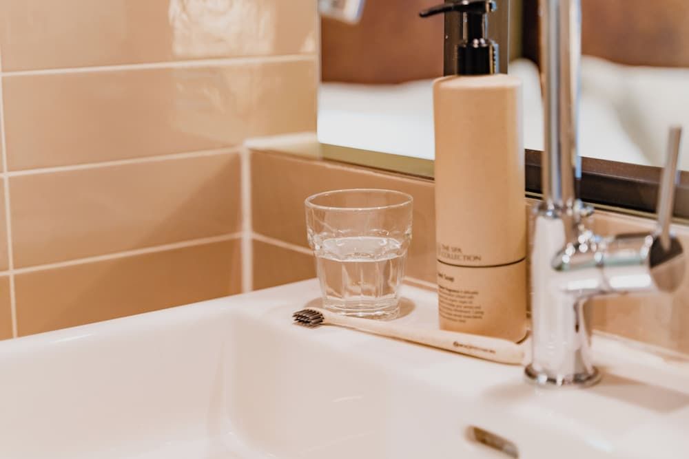 Hotel De Hallen Deluxe Double or Twin Room 11