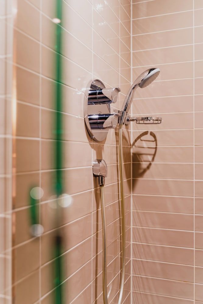 Hotel De Hallen Deluxe Double or Twin Room 16