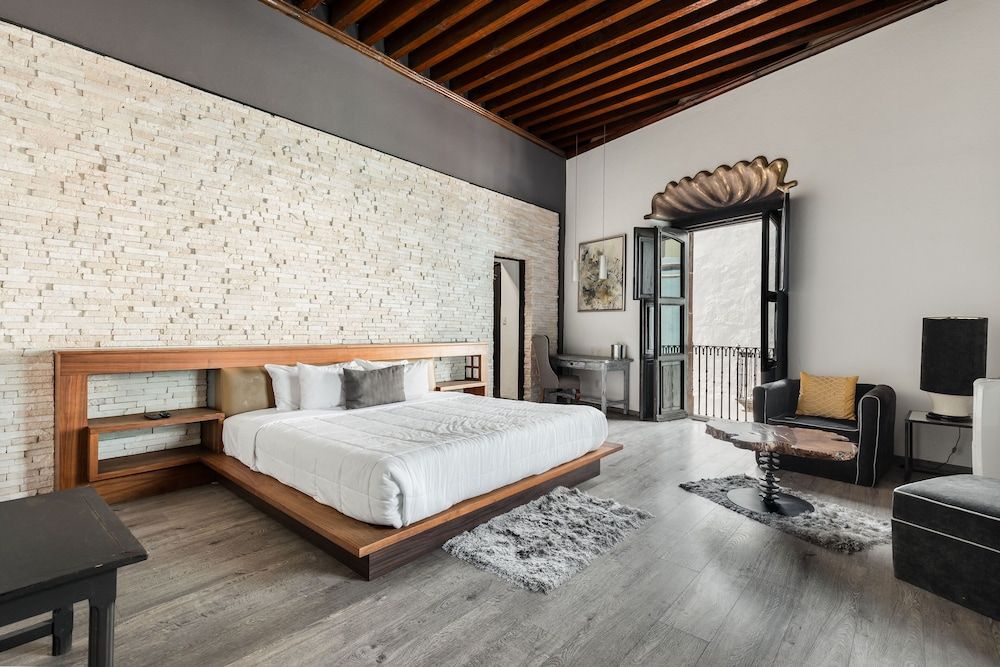 Mesón de Santa Rosa Luxury Hotel Suite Imperial King