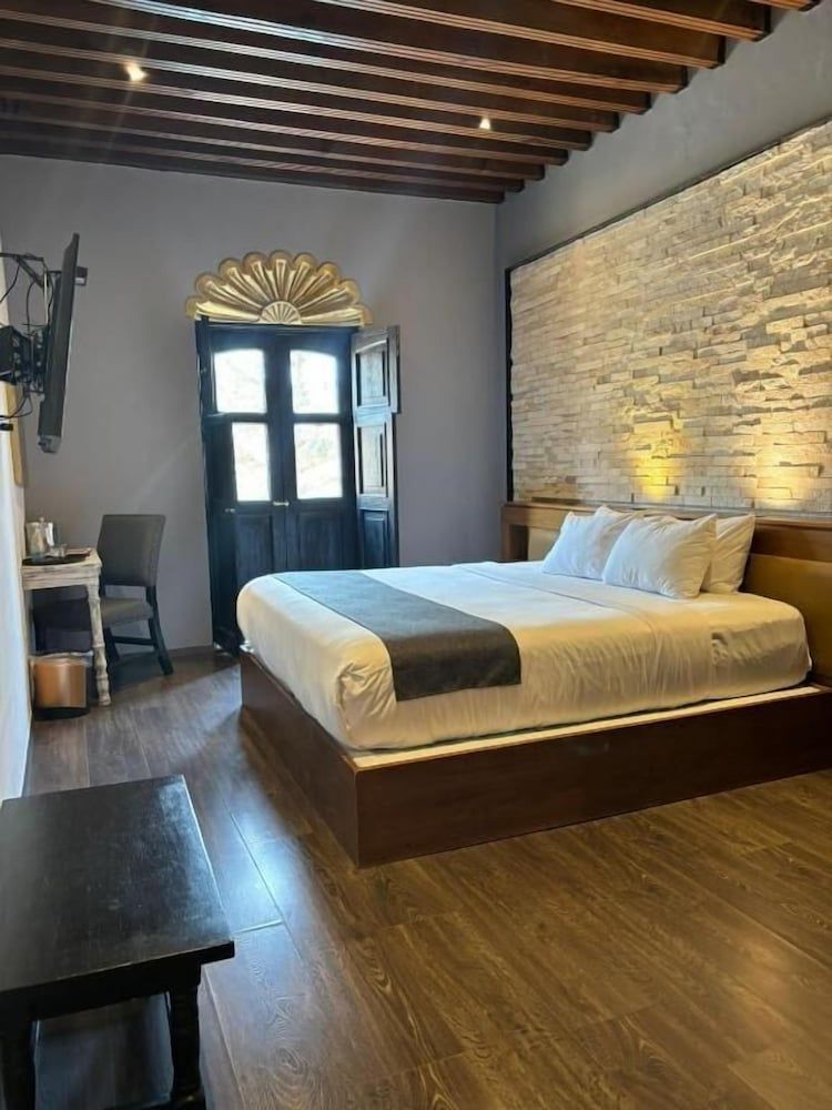 Mesón de Santa Rosa Luxury Hotel Suite Deluxe