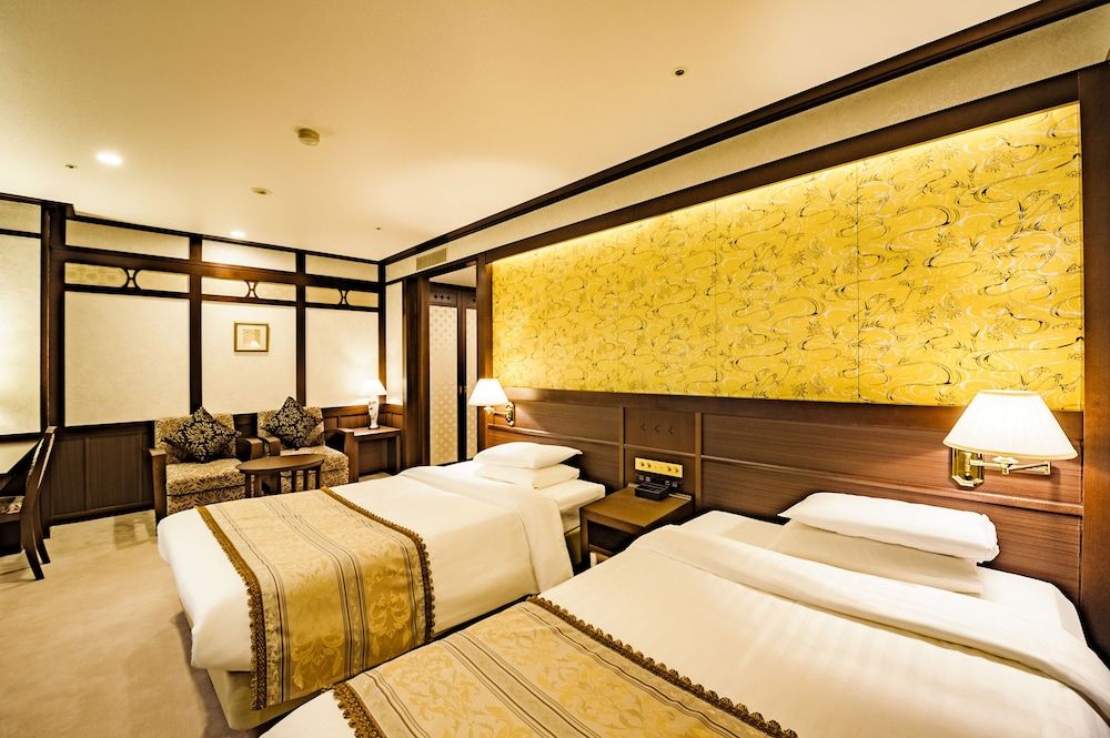 Executive Room for 3 People (Semi-Double x2, Extra Bed x1), Non Smoking