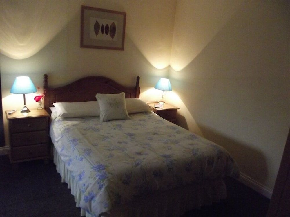 Double or Twin Room, Ensuite