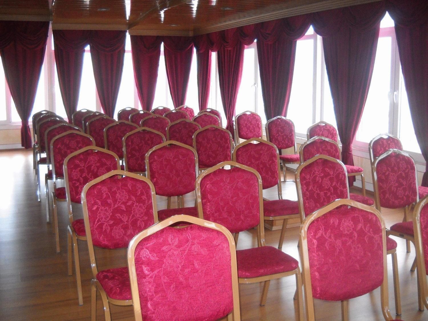 undefined Triana Hotel 4