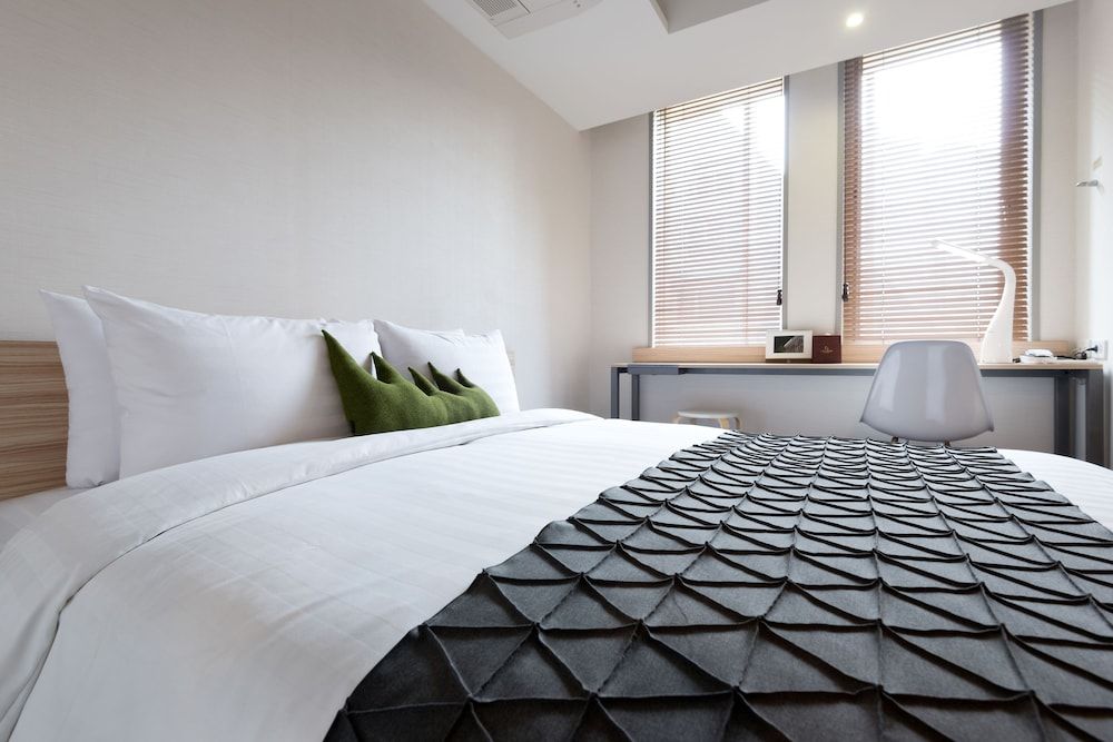 Metro Hotel Standard Room, 1 Queen Bed 2