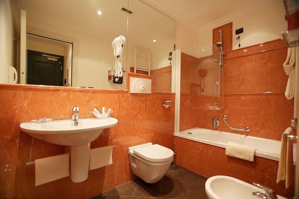 Hotel Gregoriana Standard Double Room 5