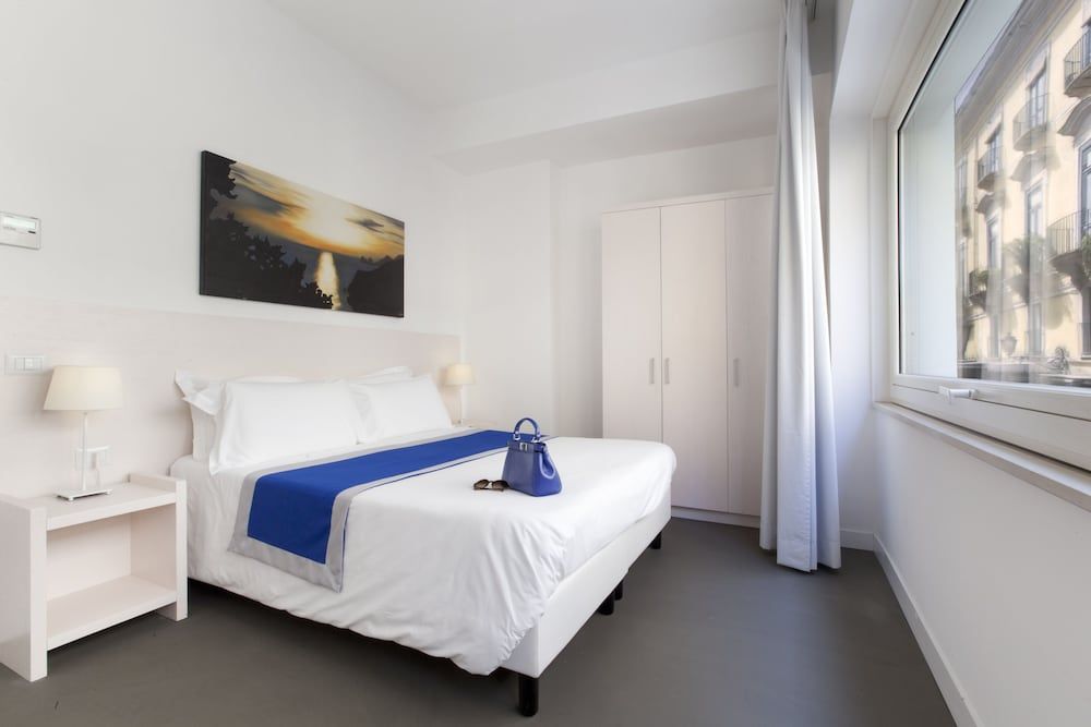 Tasso Suites & Spa Standard Double Room, 1 Queen Bed