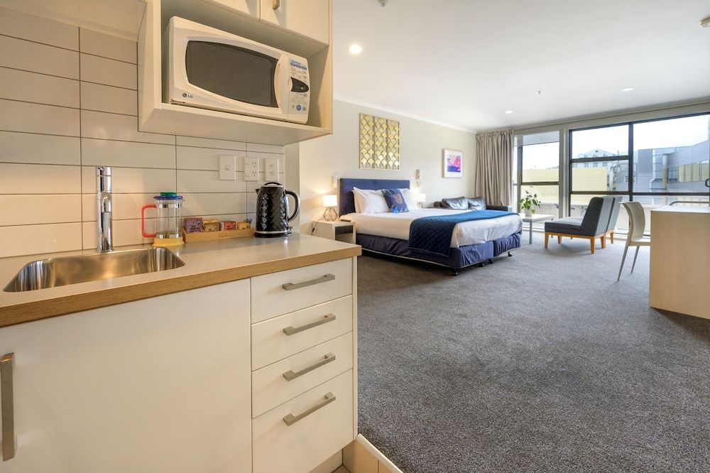 U Residence Hotel, Signature Collection by BW Studio, 1 King Bed 9