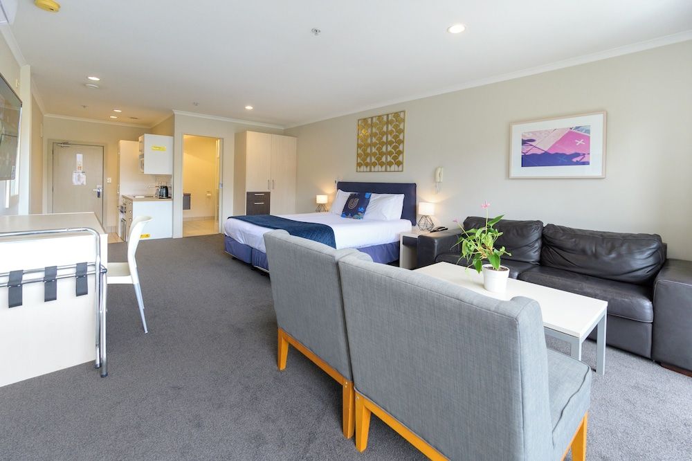 U Residence Hotel, Signature Collection by BW Studio, 1 King Bed 8