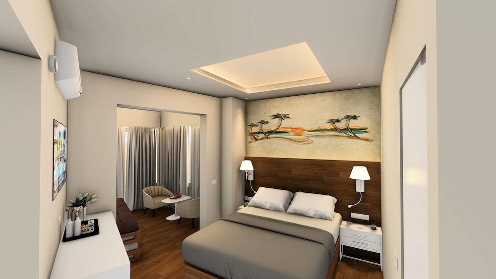 One Bedroom Triple Family Room