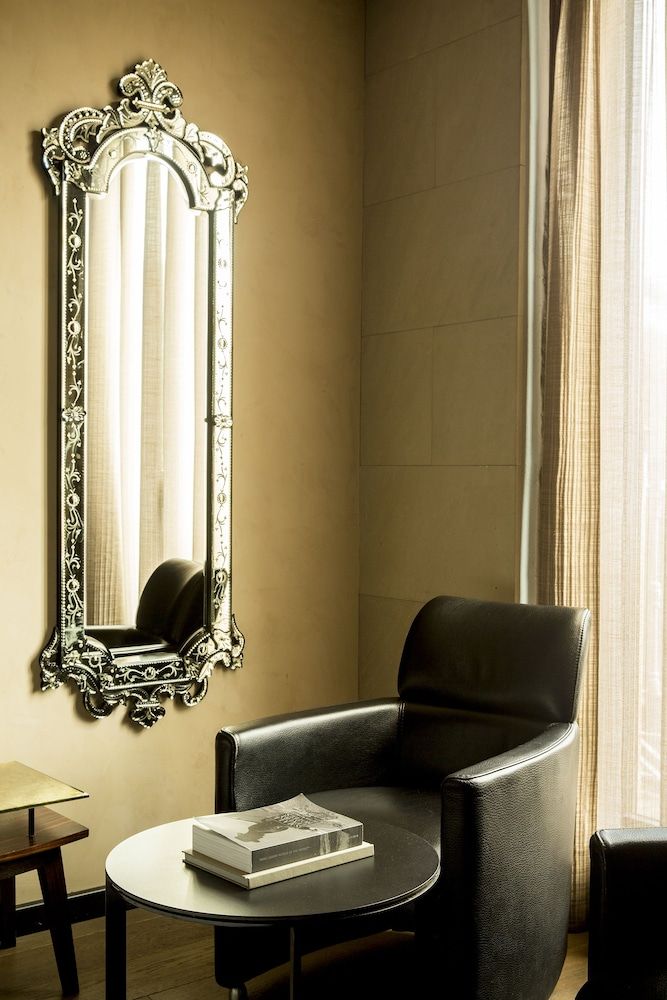 Hotel Bagues, a Small Luxury Hotels of the World Superior Double or Twin Room 7