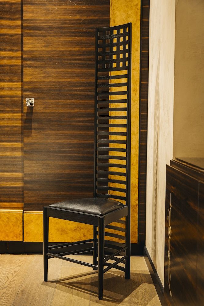 Hotel Bagues, a Small Luxury Hotels of the World Superior Double or Twin Room 8