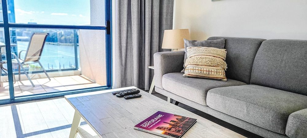 Dockside Brisbane Deluxe Apartment, 1 Bedroom 12