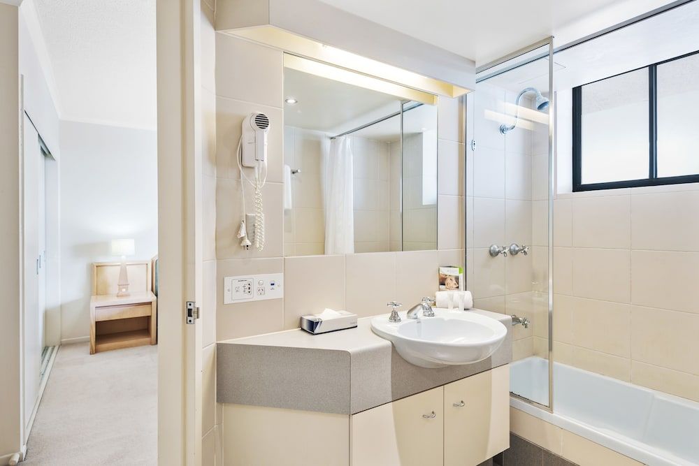 Dockside Brisbane Standard Apartment, 2 Bedrooms 13