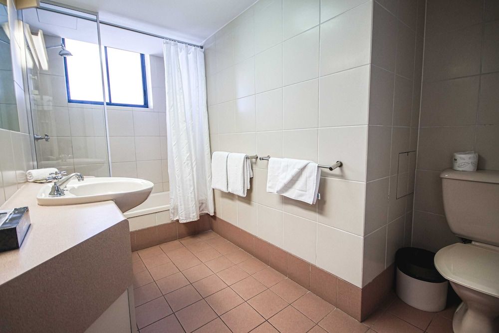 Dockside Brisbane Standard Apartment, 2 Bedrooms 12