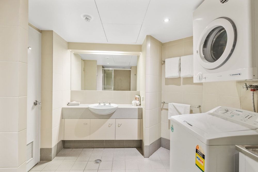 Dockside Brisbane Standard Apartment, 2 Bedrooms 10