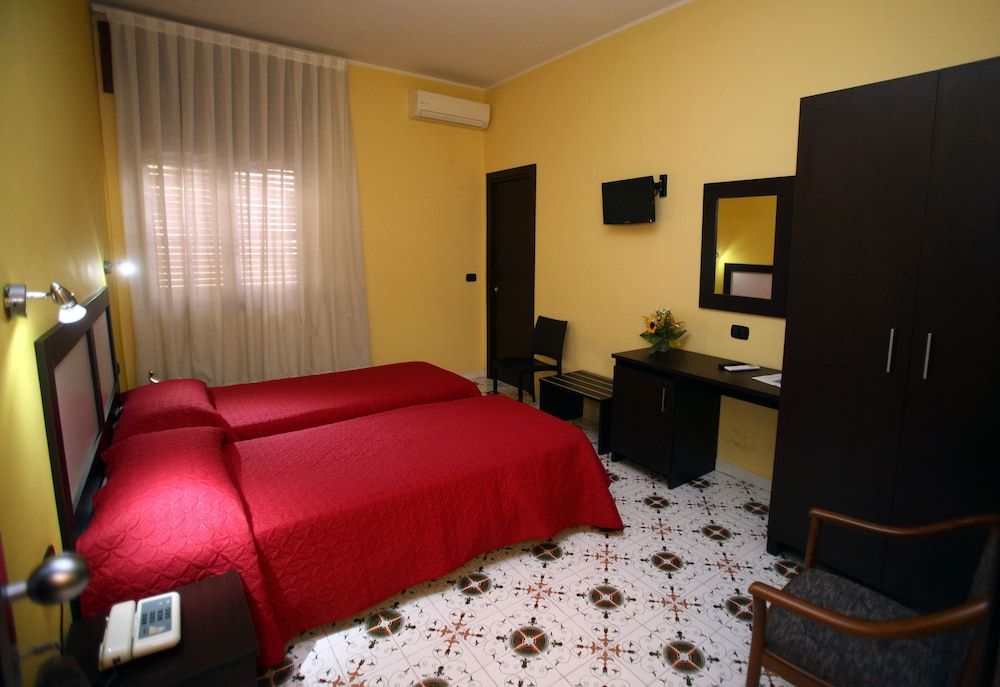 Hotel del Sole Standard Twin Room 4