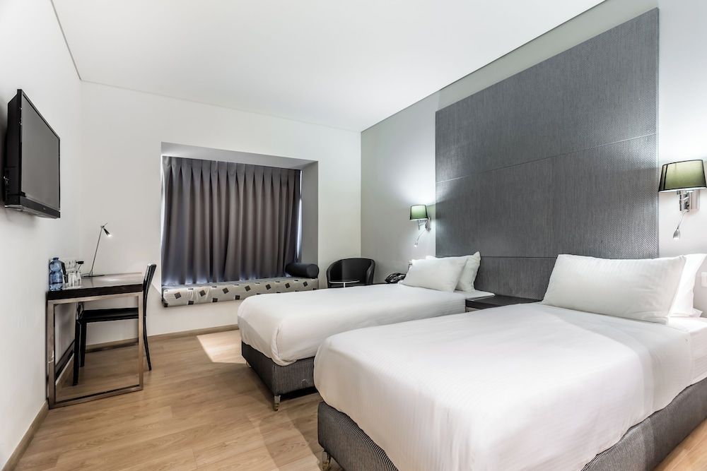 Benjamin Herzliya Business Hotel Superior Room 3