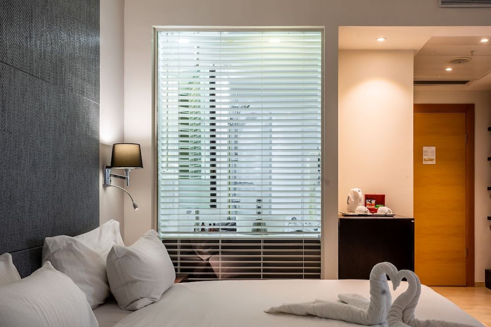 Benjamin Herzliya Business Hotel Deluxe Double or Twin Room, 1 Bedroom, Sea View 5