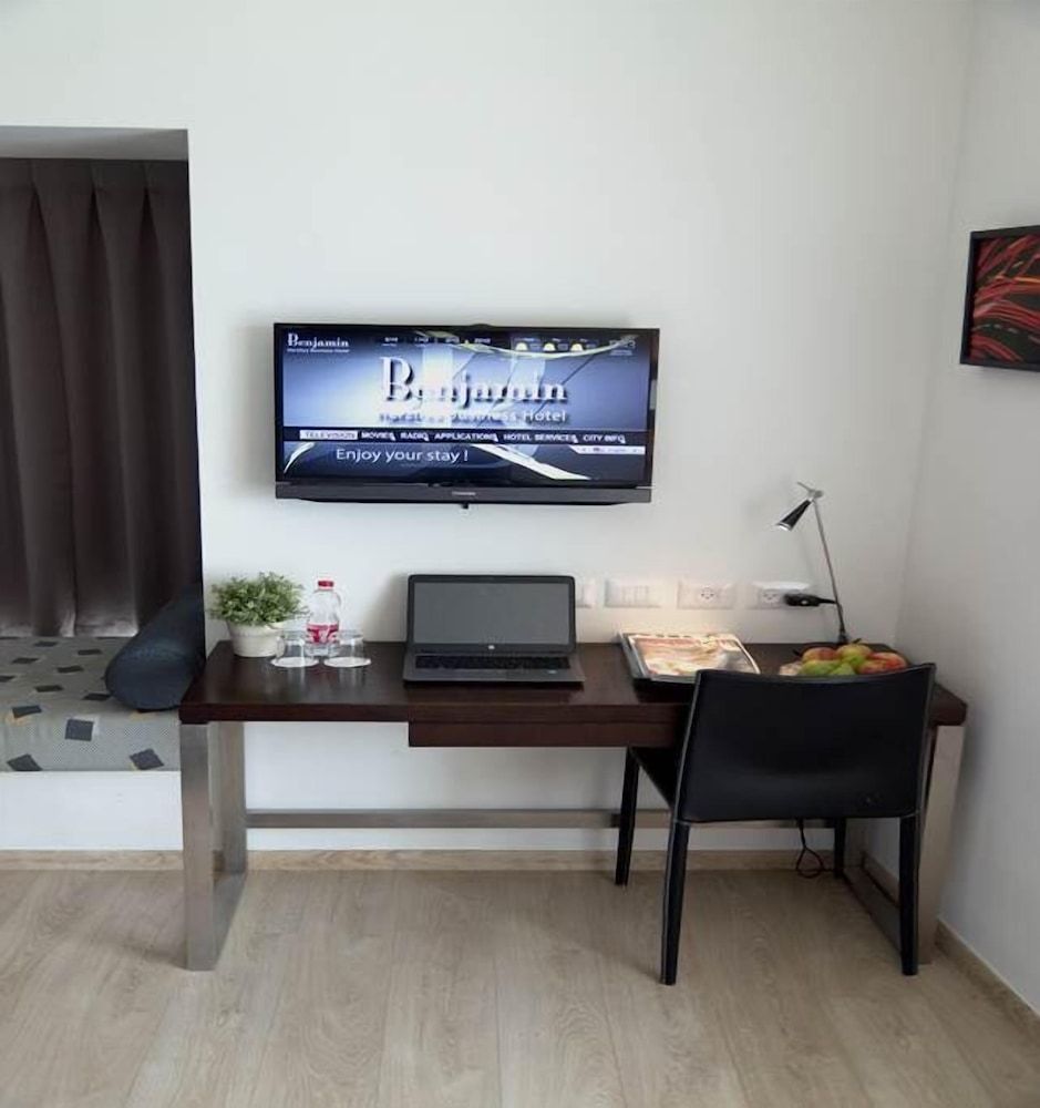 Benjamin Herzliya Business Hotel Deluxe Double or Twin Room, 1 Bedroom, Sea View 15