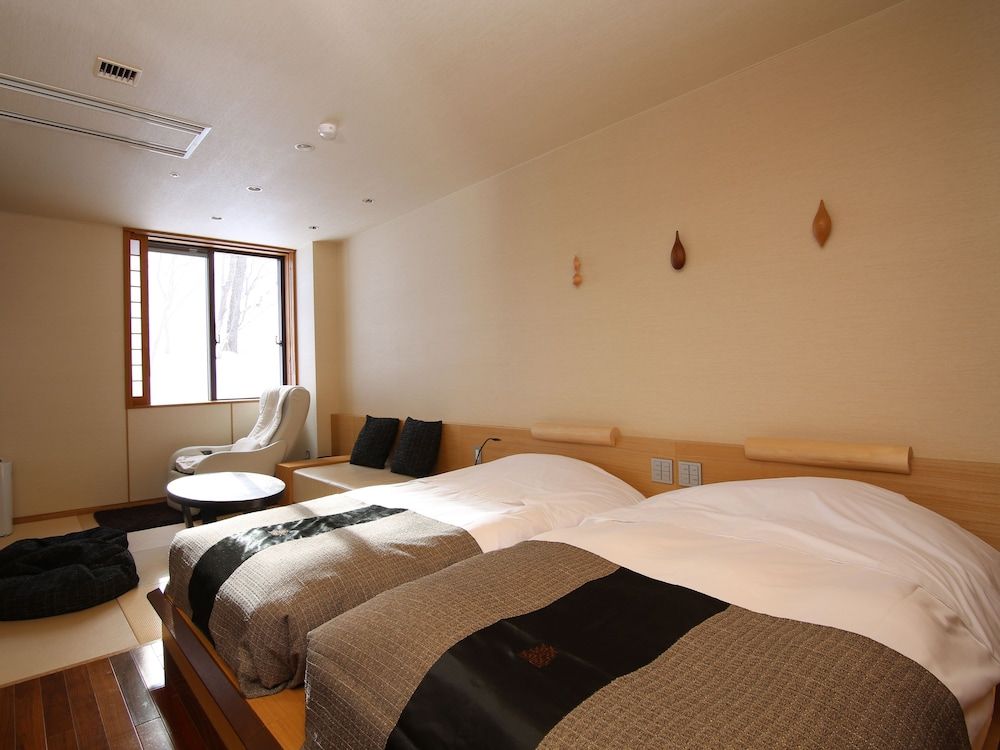 Niseko Konbu Onsen Tsuruga Besso Moku No Sho Twin Room with Private Open-Bath (Hot Spring) 3