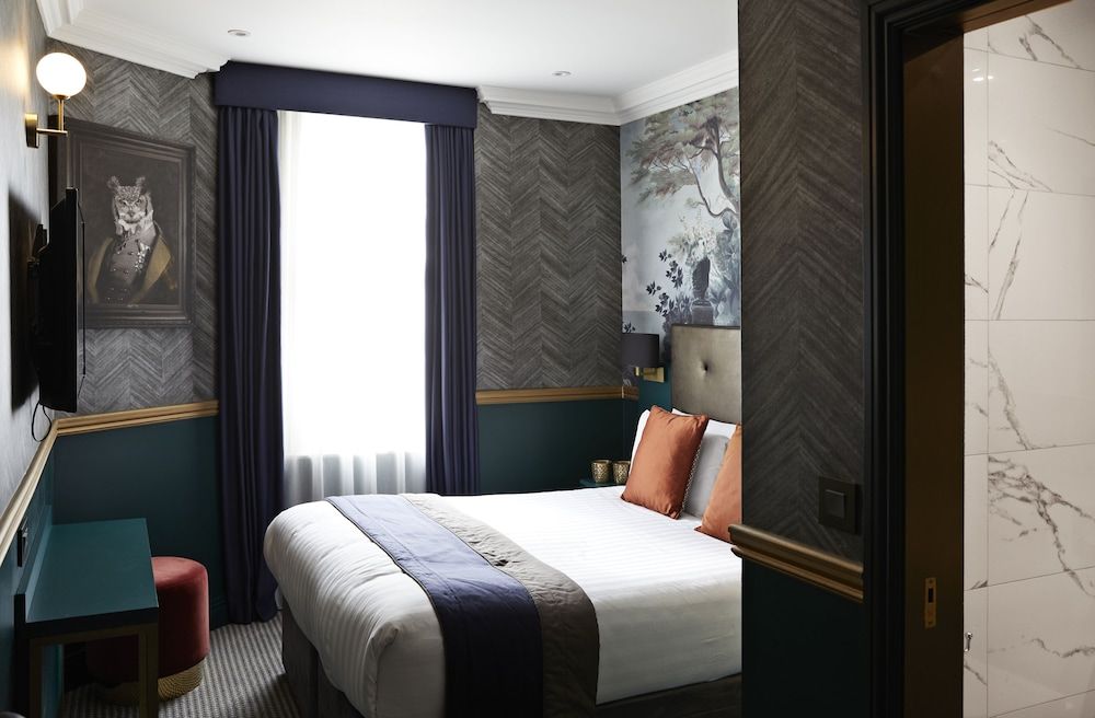 undefined The Portico Hotel 10