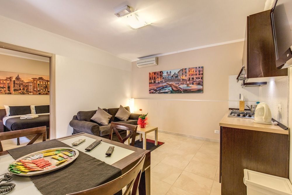 undefined Aurelia Vatican Apartments 4