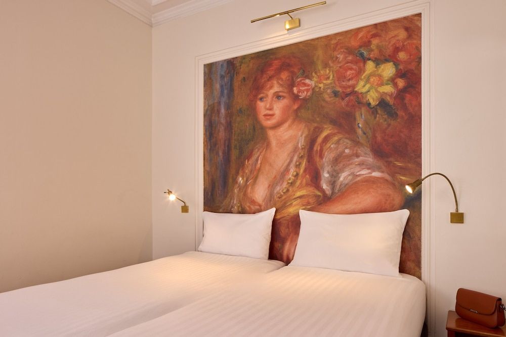 undefined Timhotel Tour Montparnasse 10