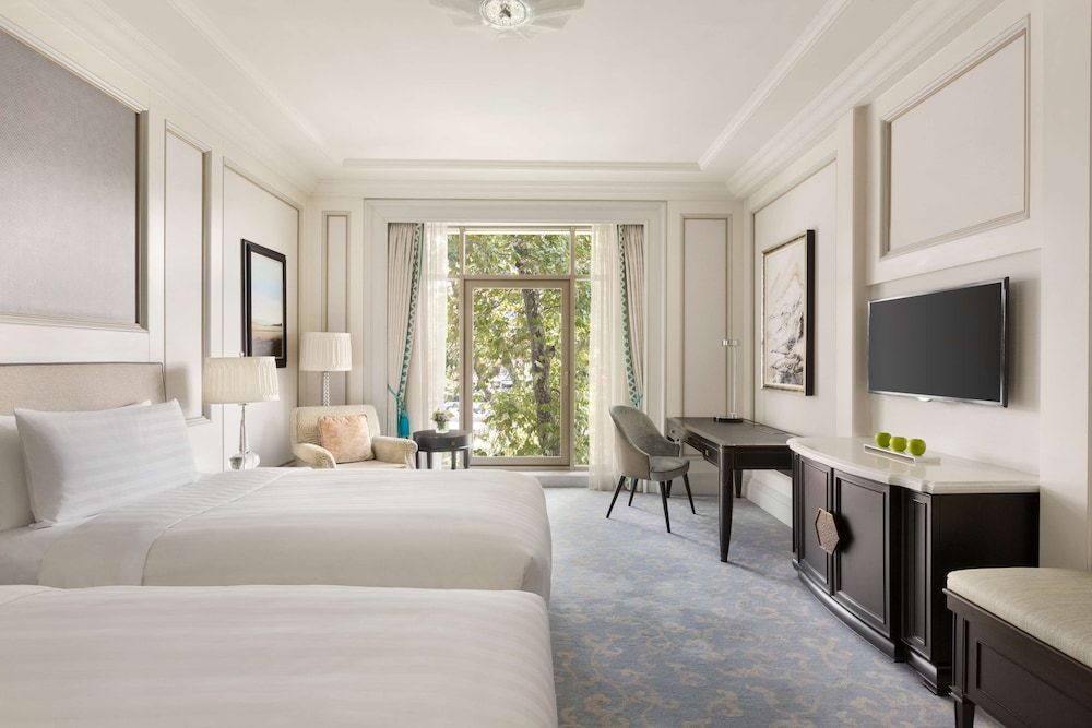 undefined Shangri-La Bosphorus, Istanbul 10