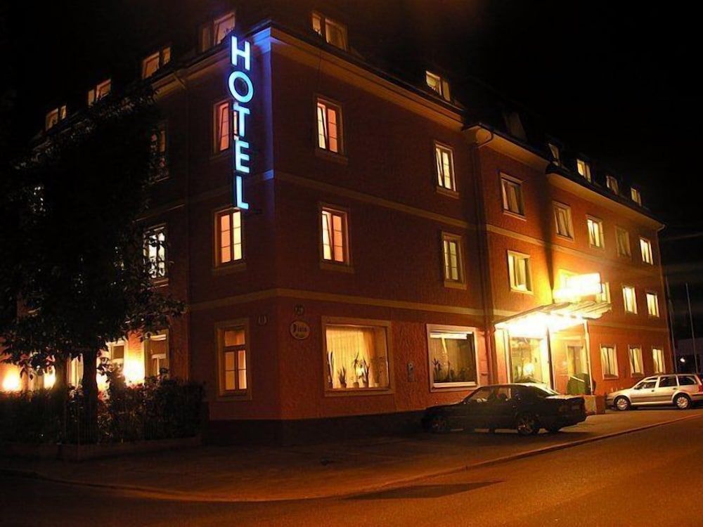 undefined Hotel Scherer 5