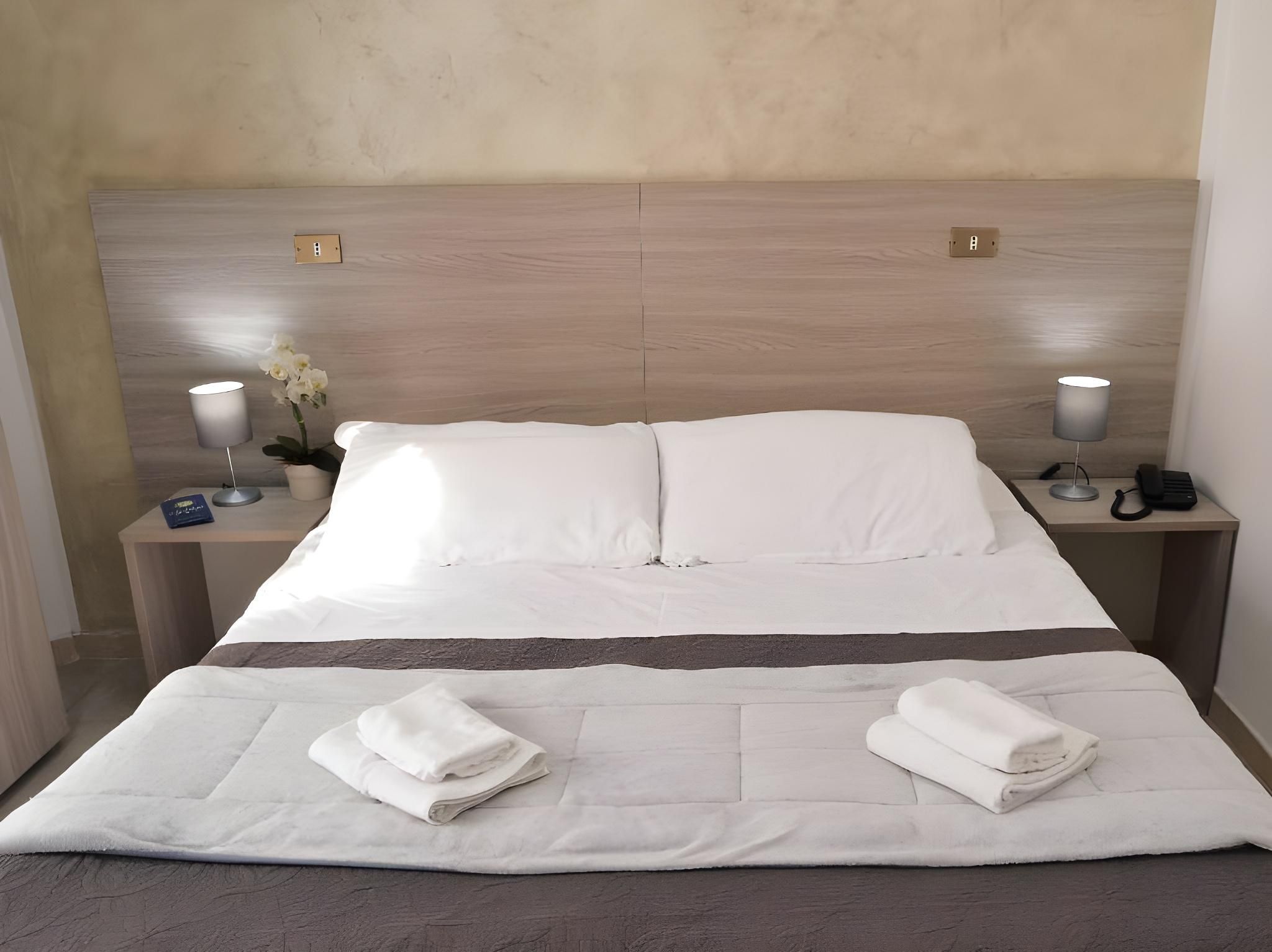 undefined Hotel Colombo 4