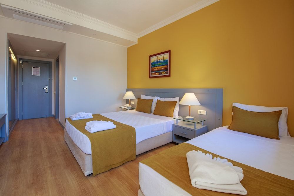 Orka World Hotel & Aquapark Standard Room 7