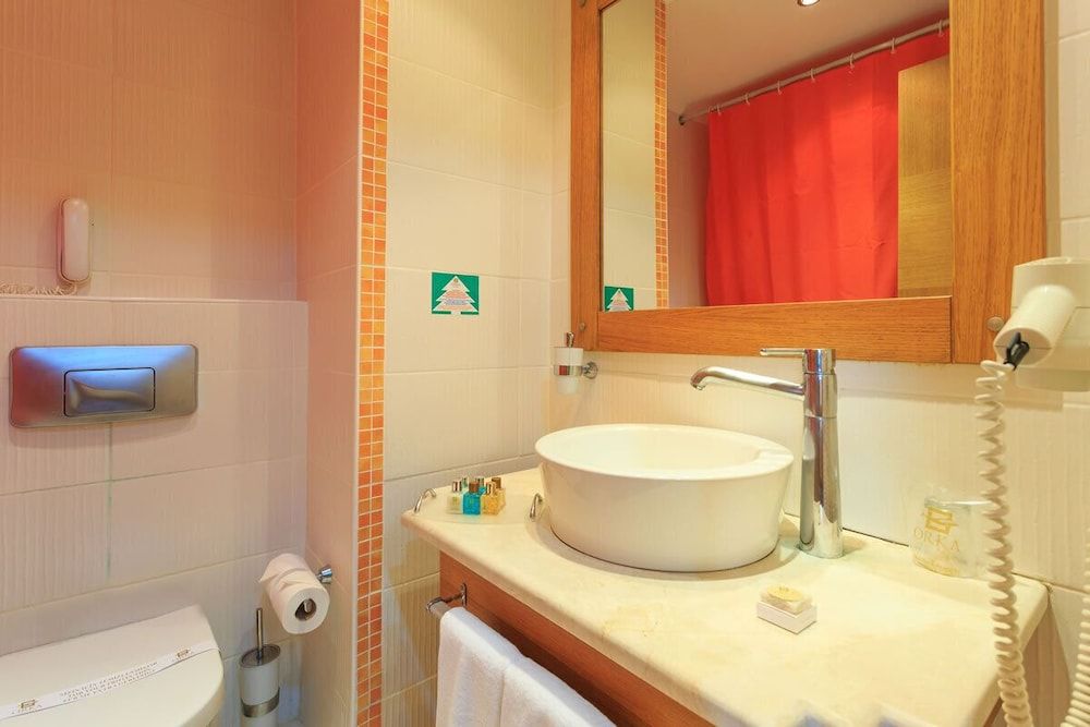 Orka World Hotel & Aquapark Standard Room 8