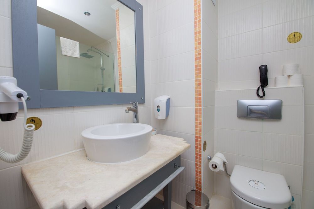Orka World Hotel & Aquapark Standard Room 9