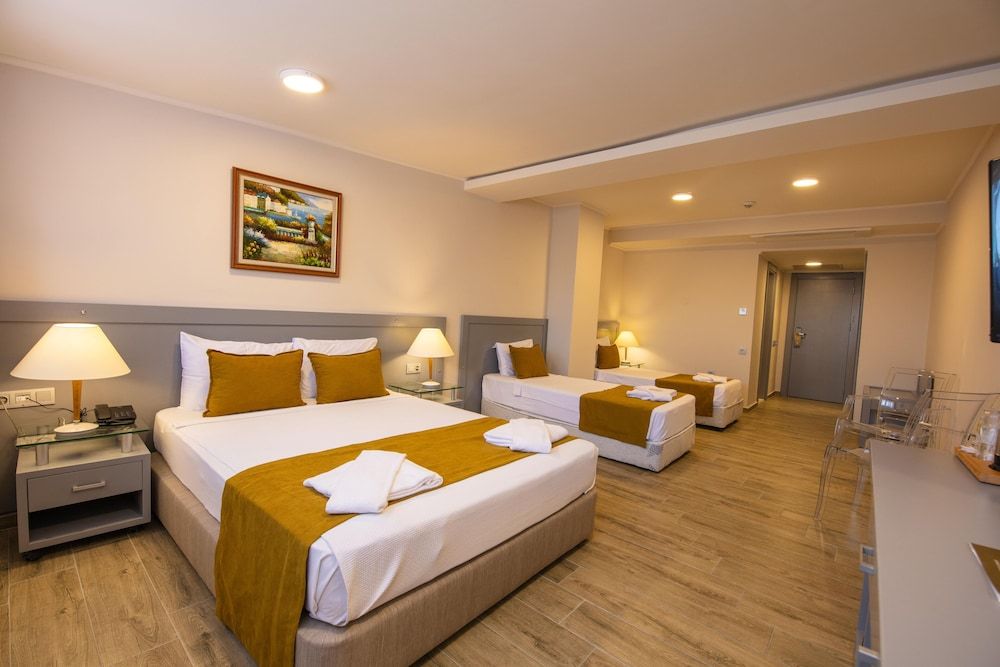 undefined Orka World Hotel & Aquapark 2