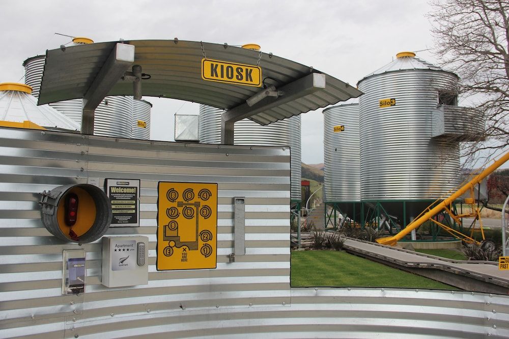 Check-in Check-out Kiosk