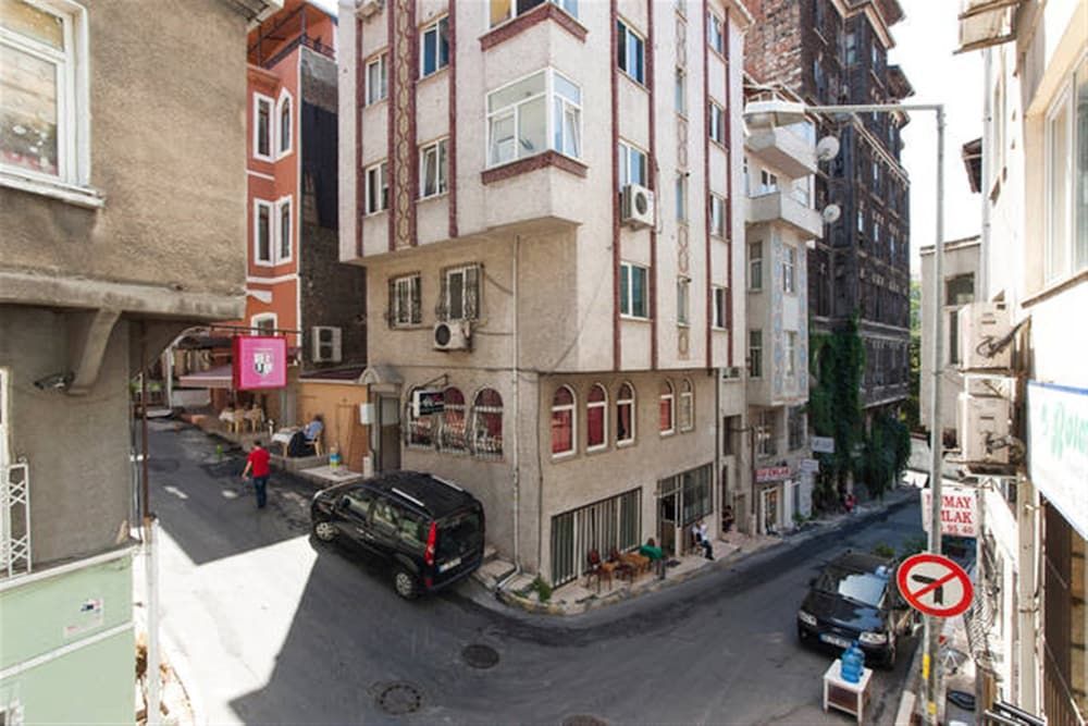 undefined Taksim Green House Hostel 9