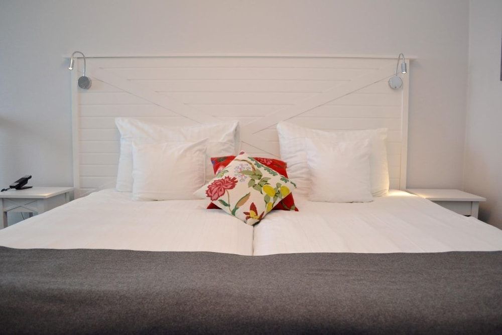 Superior Room, 2 Twin Beds, Non Smoking (with Sofabed)
