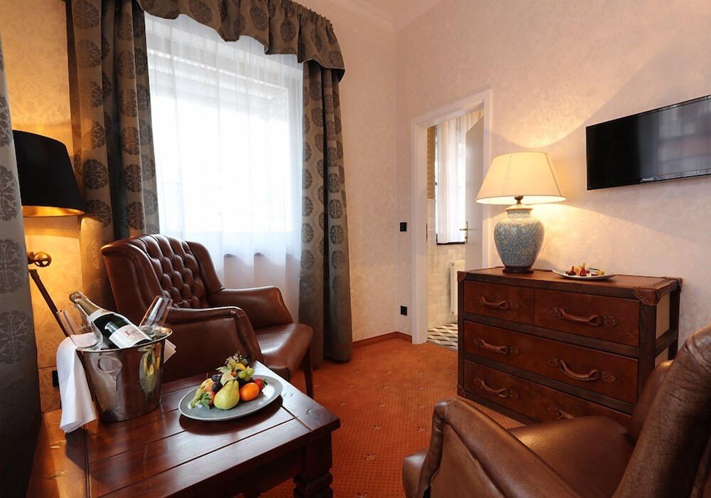 The Lakeside Burghotel zu Strausberg Classic Single Room (for more than 3 rooms restrictions will apply/ Extra fees) 3