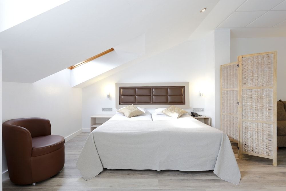 Hotel Santa Rosa, Blue Hoteles Superior Double Room 4