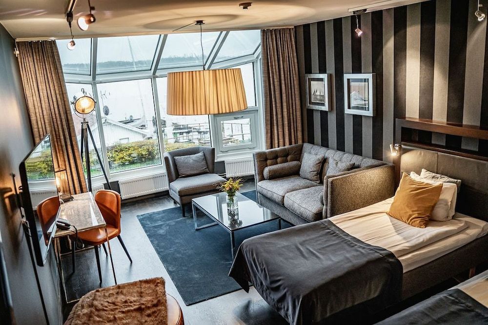 Stenungsbaden Yacht Club Deluxe Room, Sea View 3
