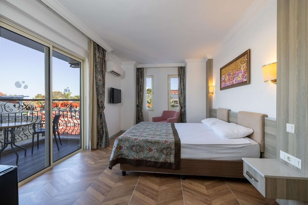 Crystal Aura Beach Resort & Spa – All Inclusive Family Room 12