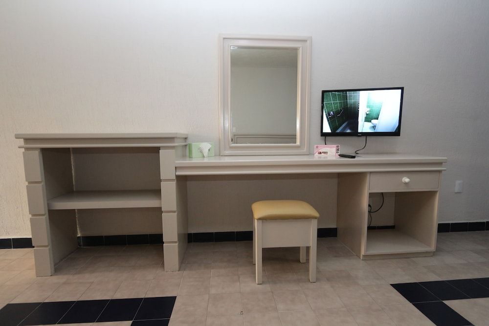 Dorados Conventions & Resort Room, 2 King Beds 4