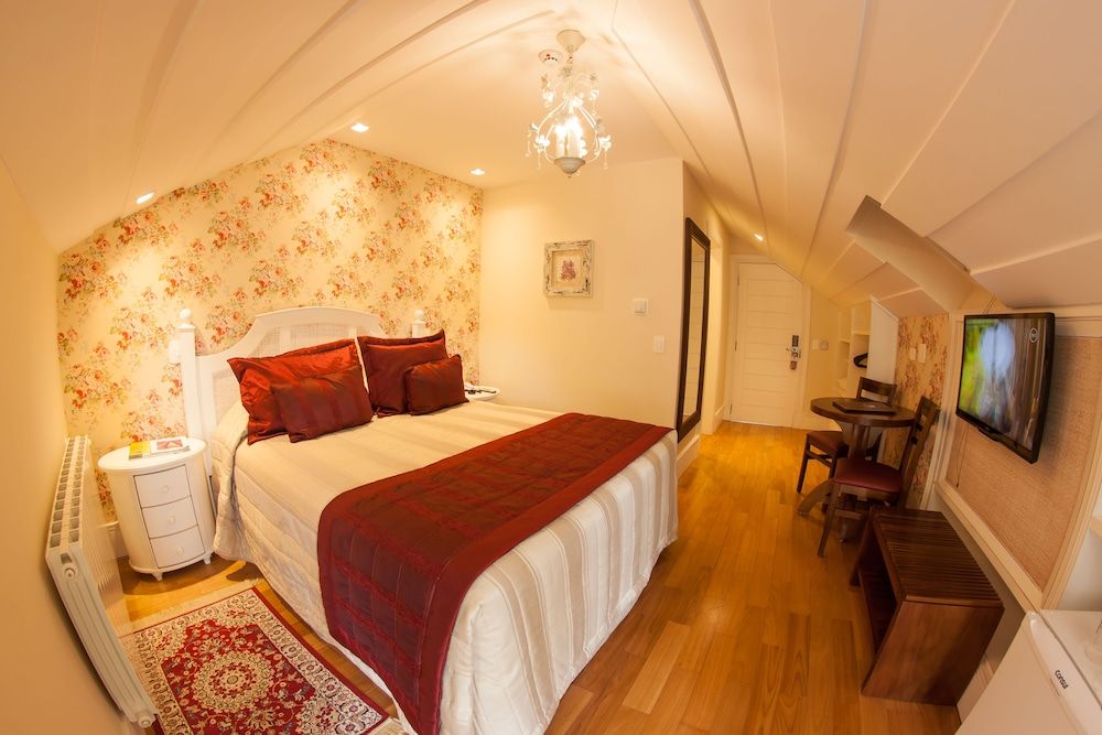 Double Room, Jetted Tub